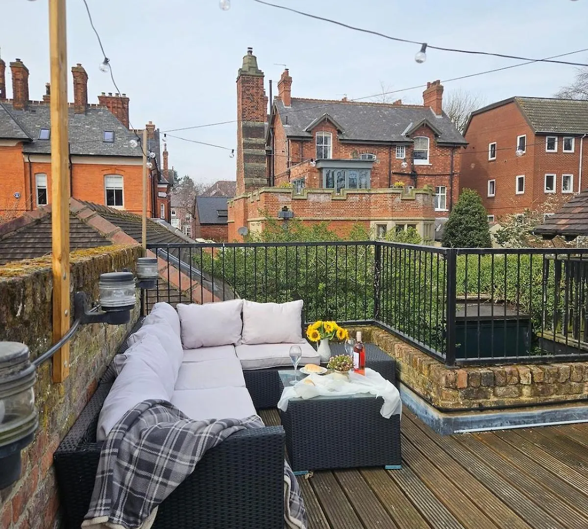 The Coach House, York 아파트
